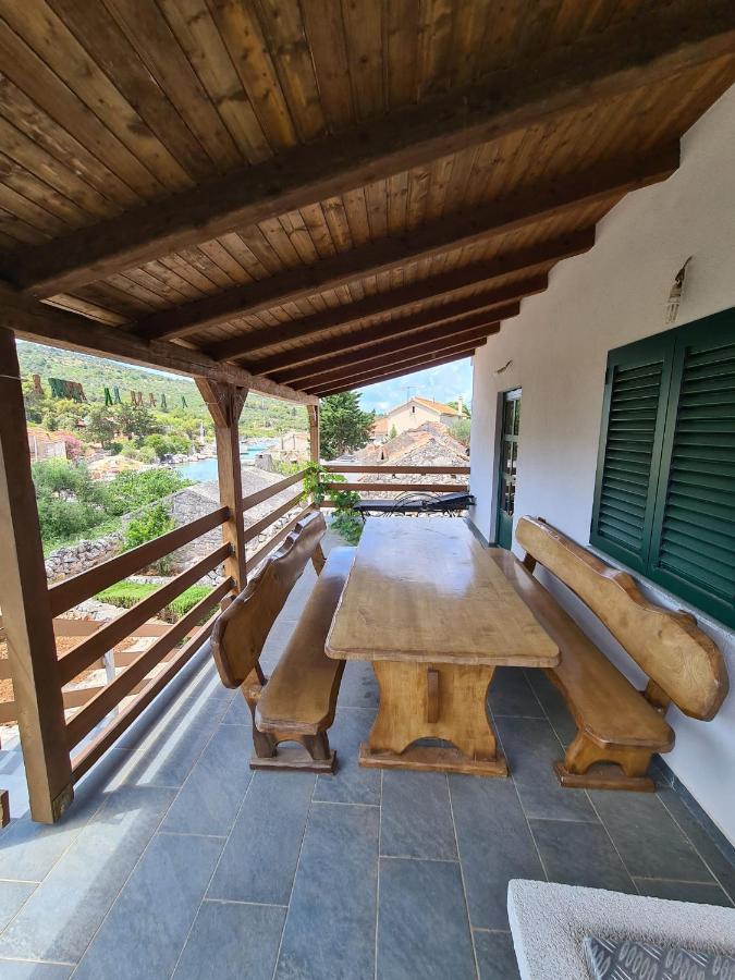 Kuca Za Odmor Buba, Otok Zut Villa Pristanisce Ngoại thất bức ảnh