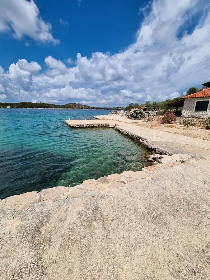 Kuca Za Odmor Buba, Otok Zut Villa Pristanisce Ngoại thất bức ảnh