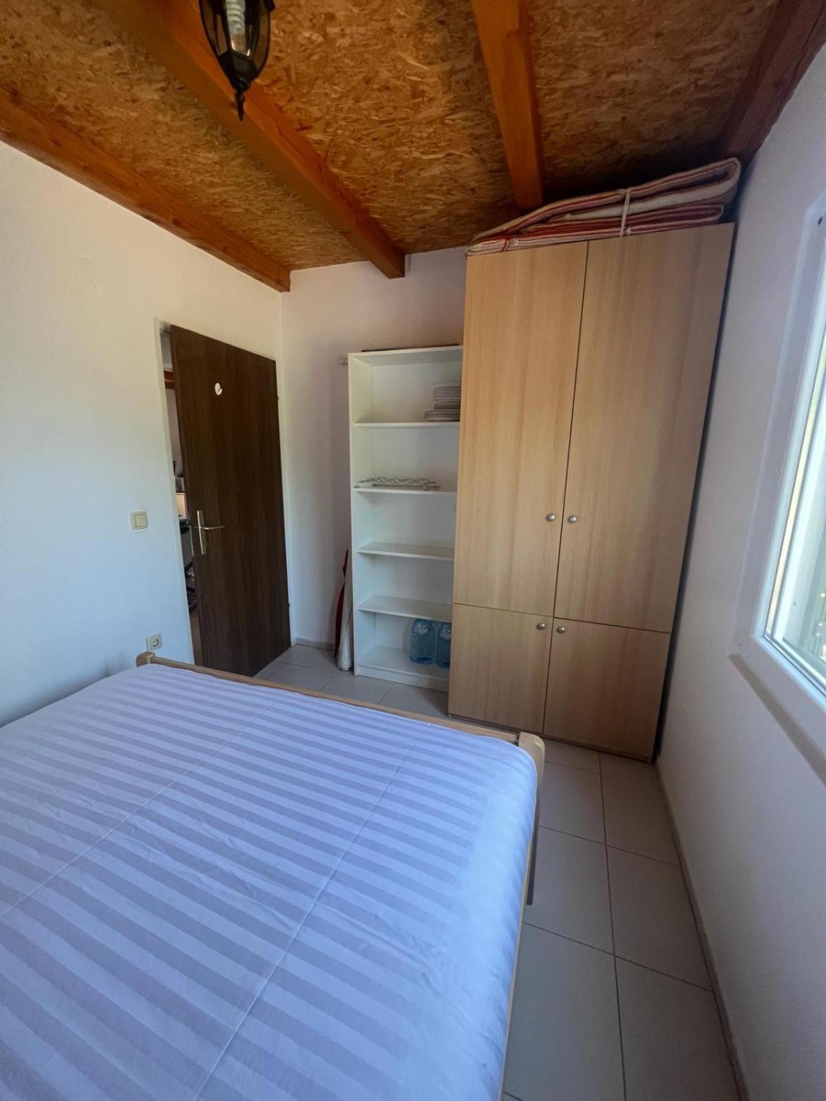 Kuca Za Odmor Buba, Otok Zut Villa Pristanisce Ngoại thất bức ảnh